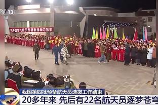 对攻大战！黄蜂篮网半场共7人上双 两队合砍145分